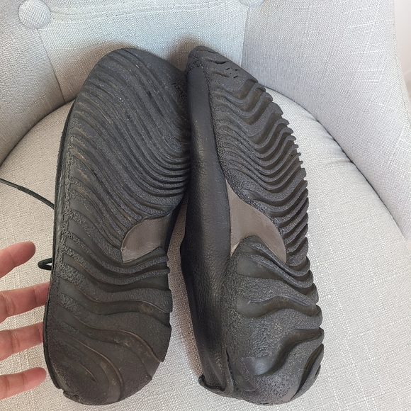 CATERPILLAR Leather shoes/ Sz 8 - Picture 6 of 8